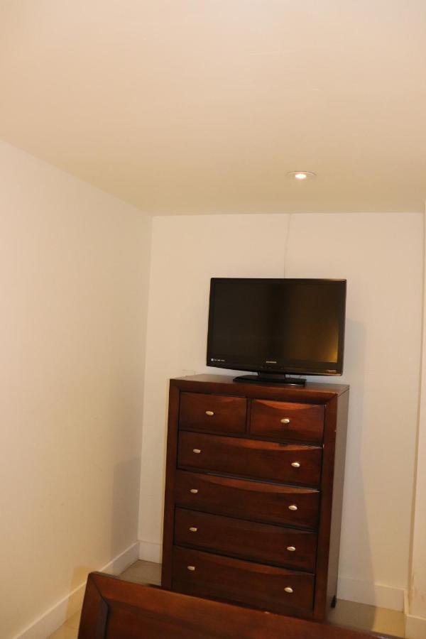 On Hollywood Beach - Affordable Two Bedrooms Sleeps 6 With Two Bathrooms Dania Beach Luaran gambar