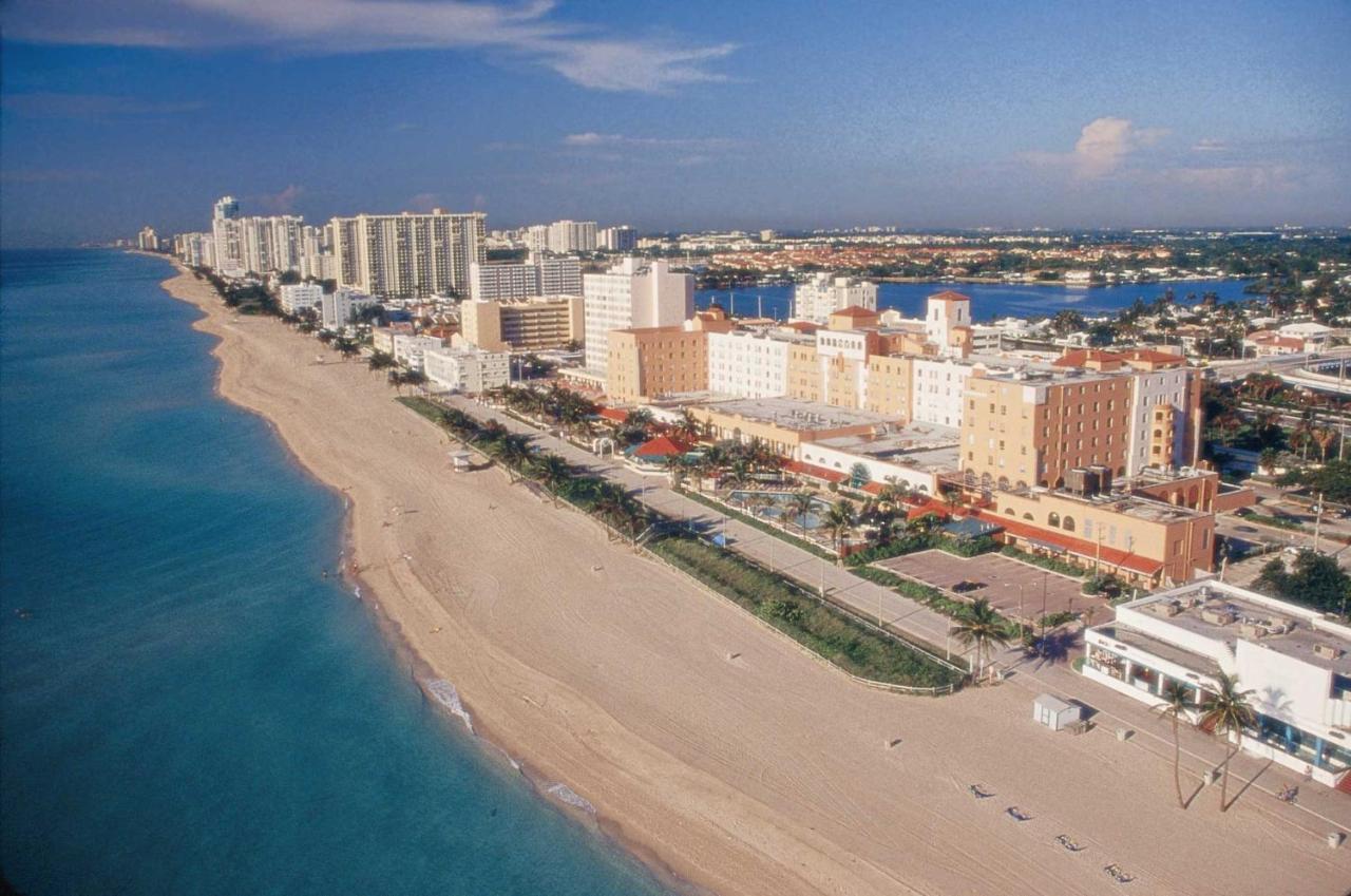 On Hollywood Beach - Affordable Two Bedrooms Sleeps 6 With Two Bathrooms Dania Beach Luaran gambar